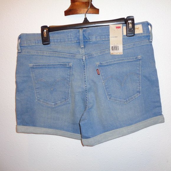 Levi's Cuffed Jean Shorts Size 10 NWT - Picture 1 of 9
